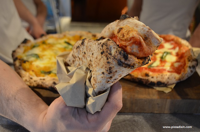 Sud Italia pizza a portafoglio