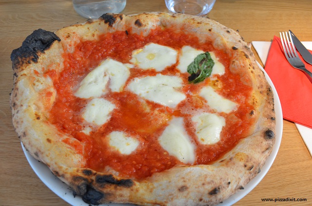 Rossopomodoro Chelsea pizza Bufalina Verace