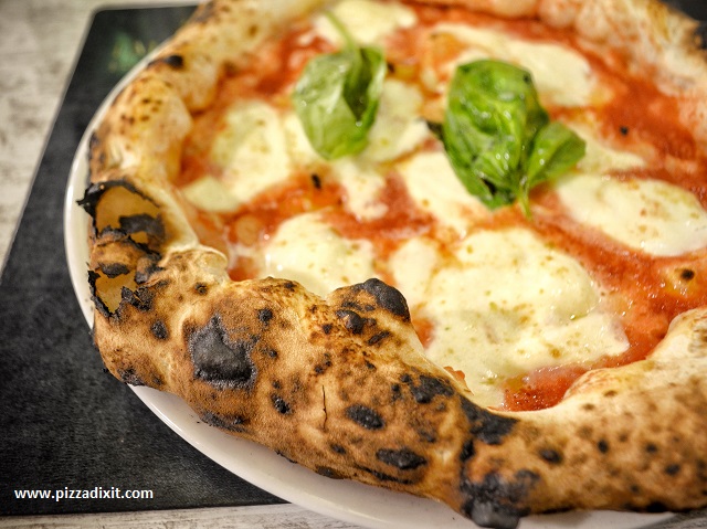 Qual è la migliore pizza di Napoli
